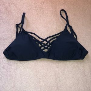 🐬 Hollister bikini top